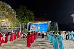 GP.Hưng Hóa - Giáo Xứ Tân Quang Bế Mạc Tháng Hoa Và Thánh Lễ Mừng Kính Chúa Ba Ngôi