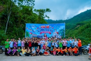 GP.Hưng Hóa - Giới Trẻ Giáo Hạt Tây Bắc Phú Thọ Tổ Chức Hội Chợ Cho Thiếu Nhi Giáo Họ Khe Nhồi