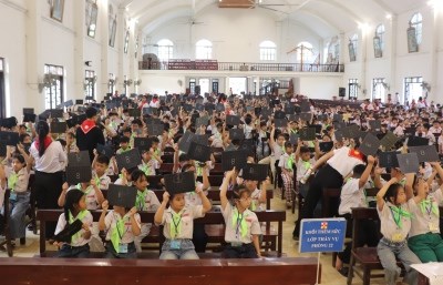 GP.Hưng Hóa - Giáo Xứ Hoàng Xá Tổ Chức Chương Trình Rung Chuông Vàng Mừng Ngày Quốc Tế Thiếu Nhi 01/6 Và Lễ Chúa Ba Ngôi