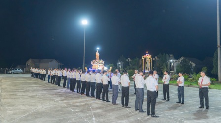GP.Hưng Hóa - Giáo xứ An Thịnh: Rước kiệu và dâng hoa khai mạc tháng kính Thánh Tâm Chúa Giêsu
